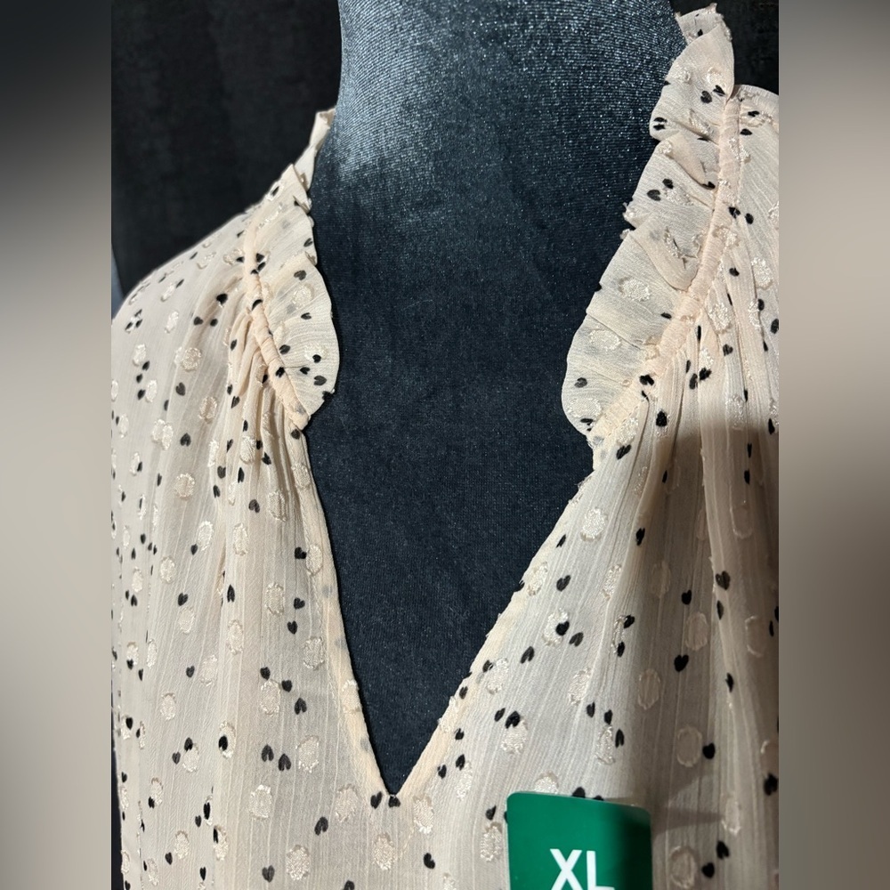 Hilary Radley Beige Printed Ruffled Blouse with Black Speckles - Picture 7 of 9